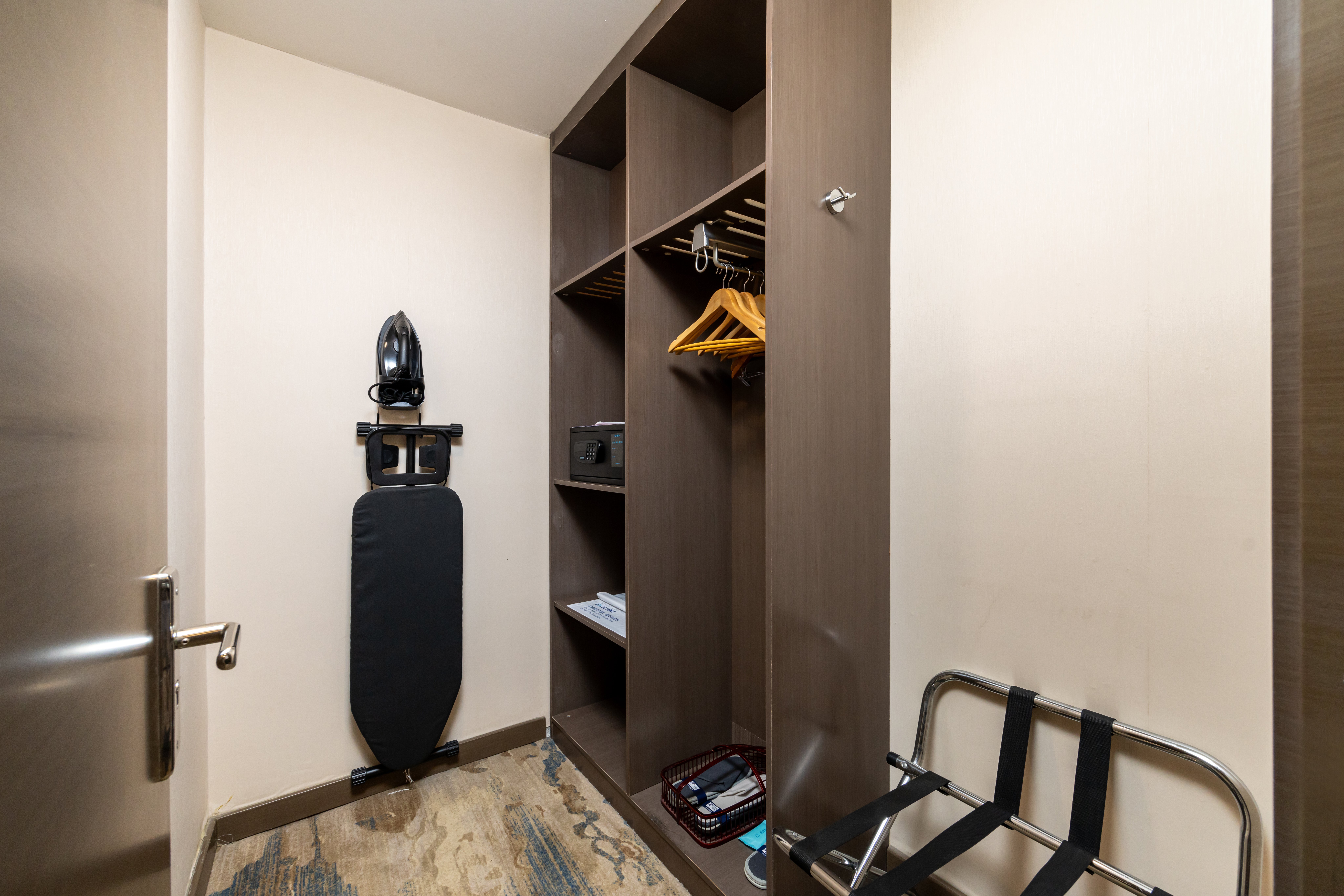 holiday inn express shenyang north station by ihg