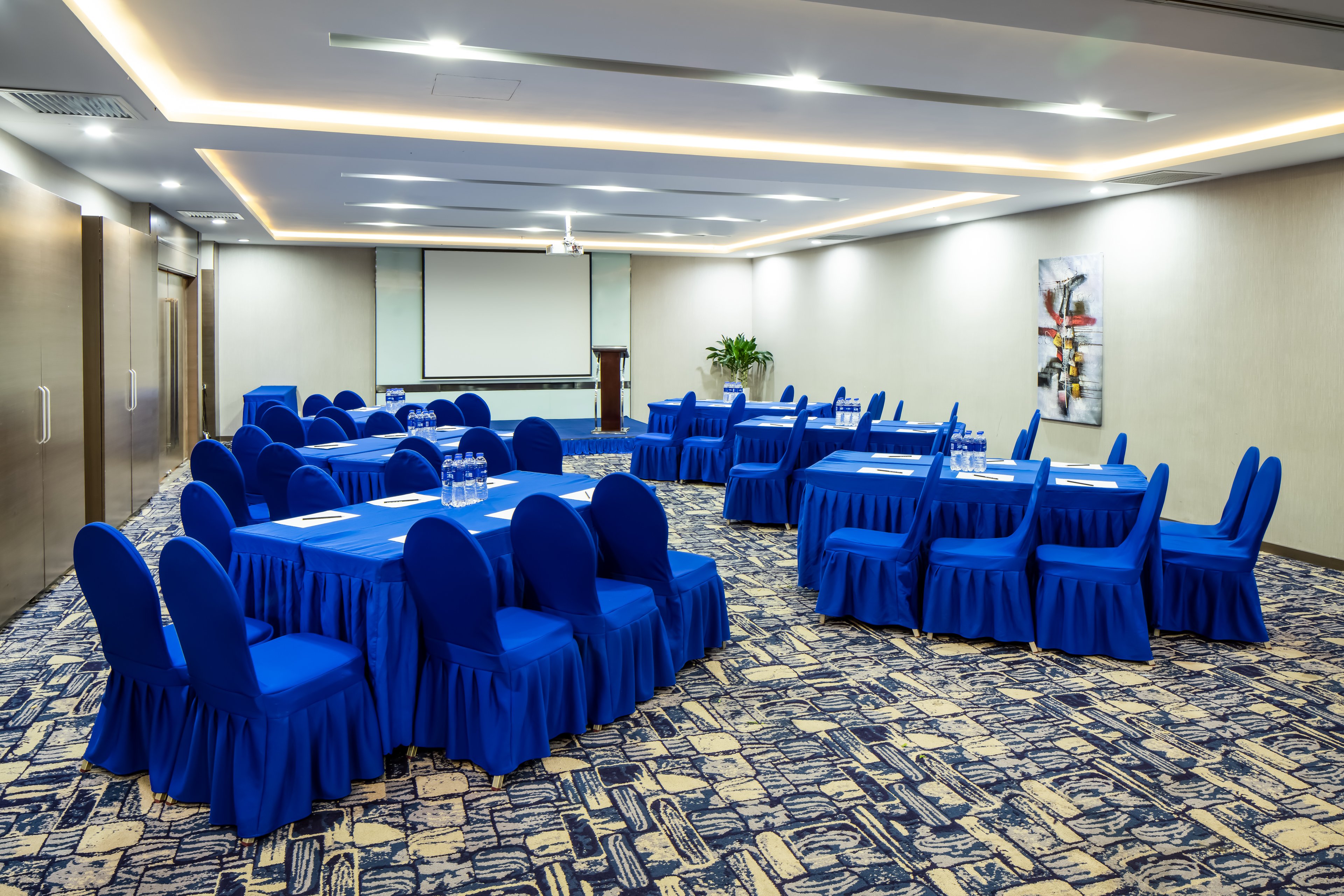holiday inn express shenyang north station by ihg