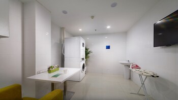 Holiday Inn Express Shenyang North Station By Ihg,Liaoning>>Shenyang,4 star