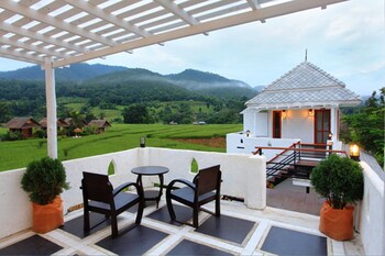 Pai Vieng Fah,Mae Hong Son>>Ban Huai Pu,4 star