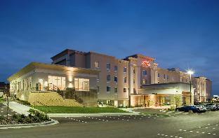 hampton inn and suites rochester north