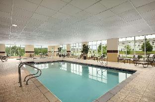 hampton inn and suites rochester north