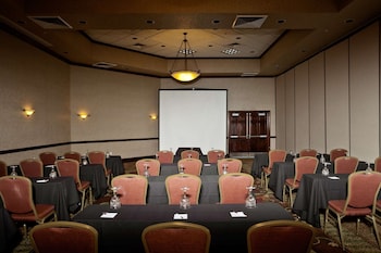 hampton inn and suites salt lake city airport