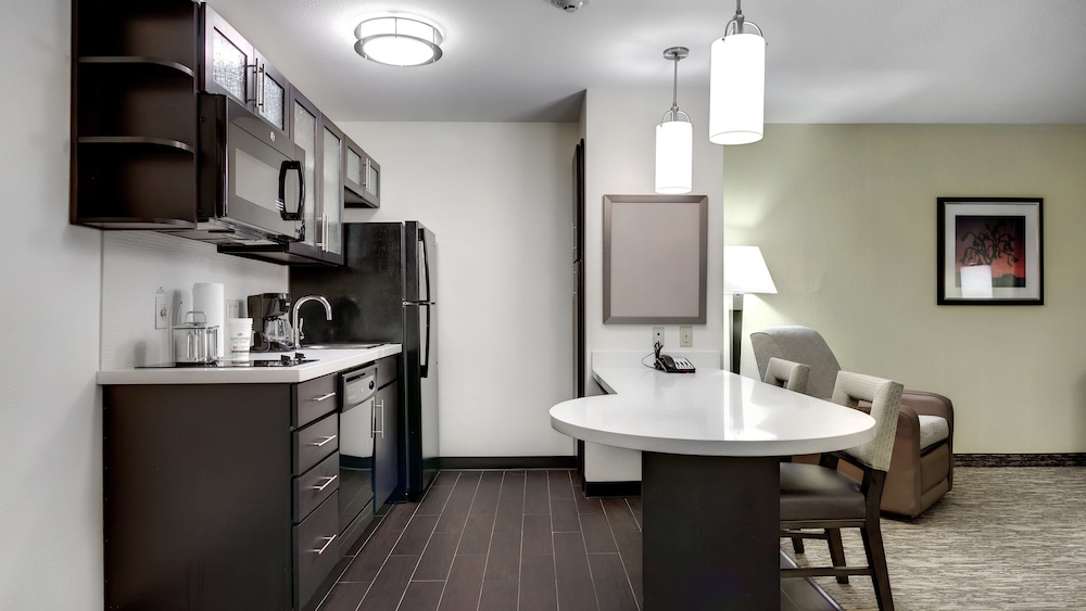 candlewood suites waco by ihg