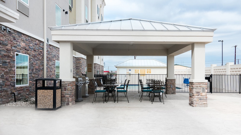 candlewood suites waco by ihg