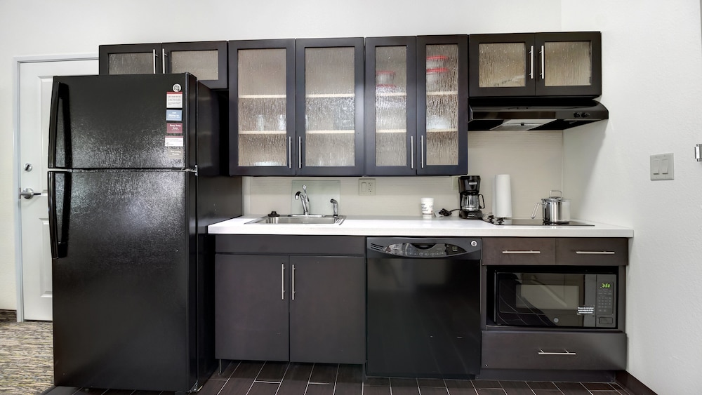 candlewood suites waco by ihg
