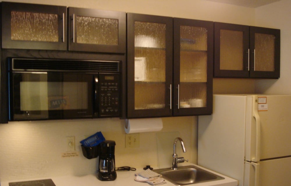candlewood suites waco by ihg
