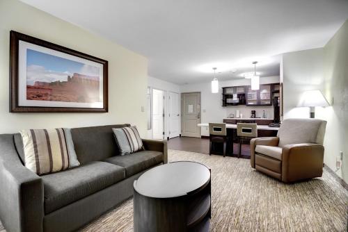 candlewood suites waco by ihg
