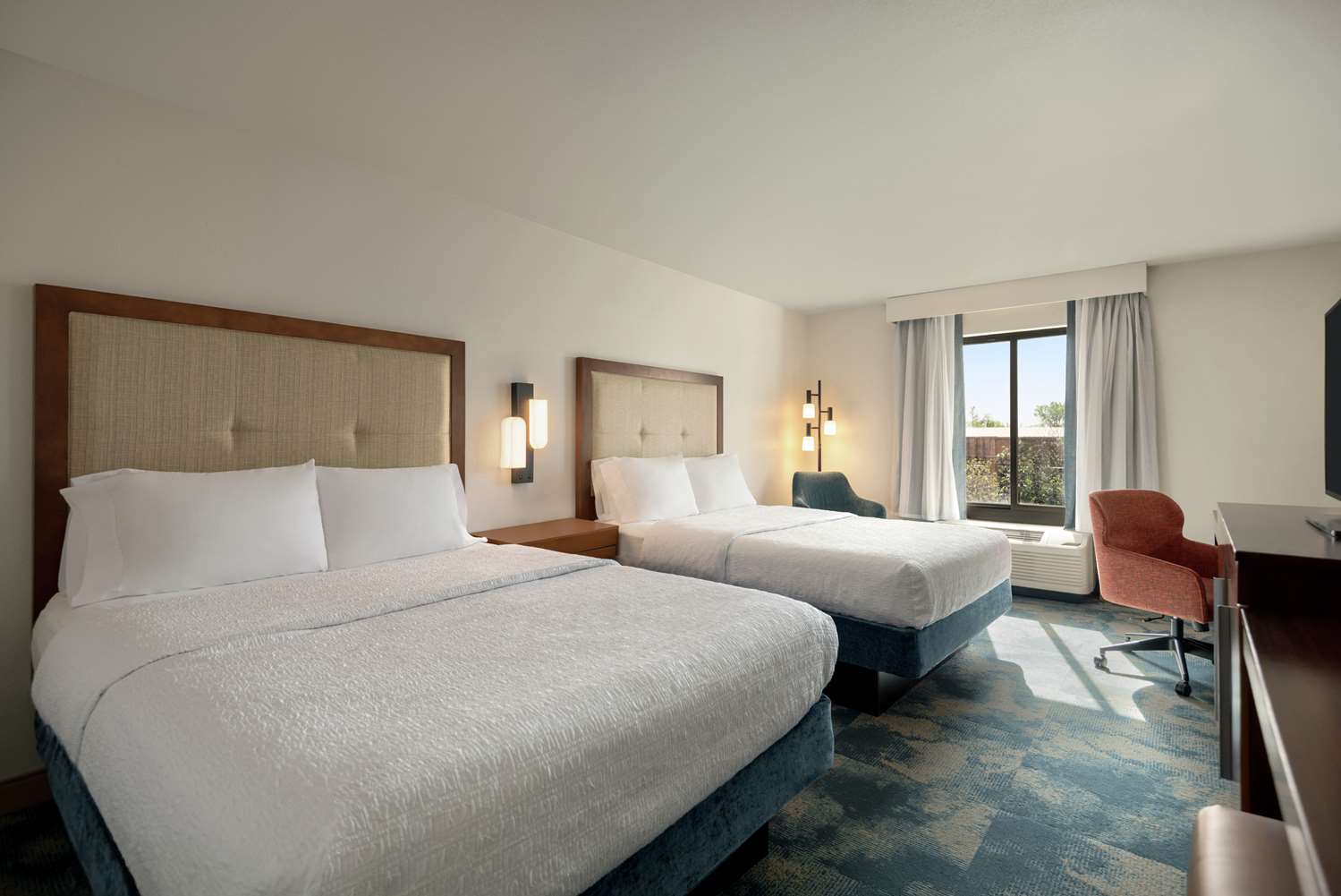 hampton inn and suites san marcos