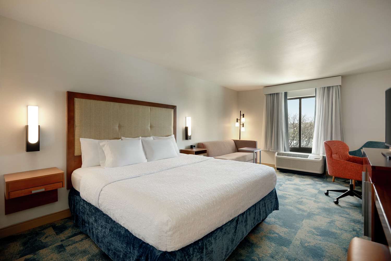 hampton inn and suites san marcos