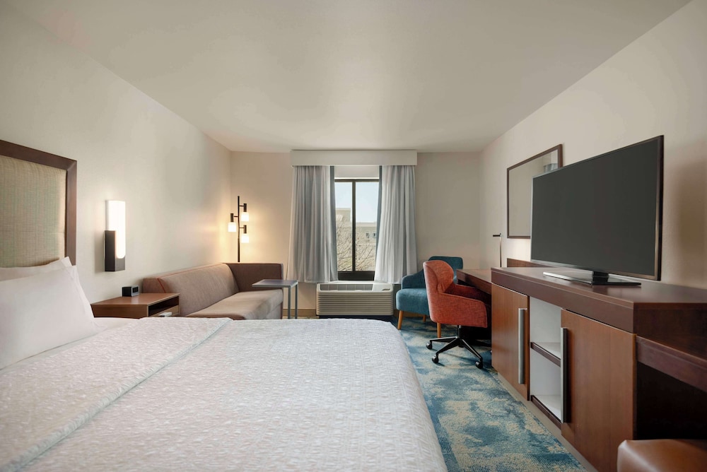 hampton inn and suites san marcos
