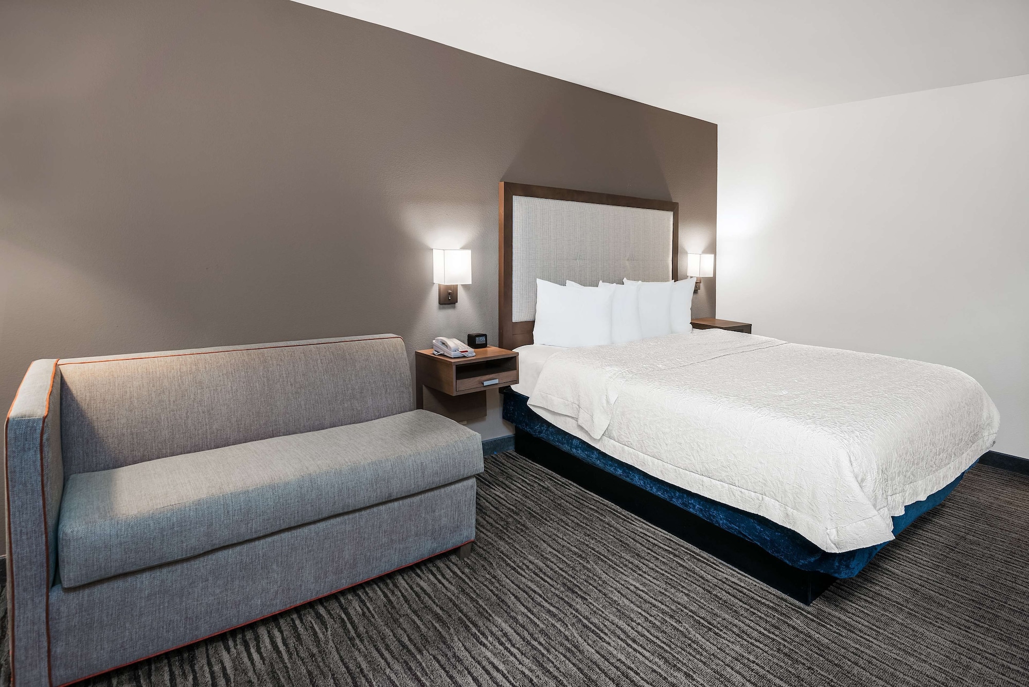 hampton inn and suites san marcos