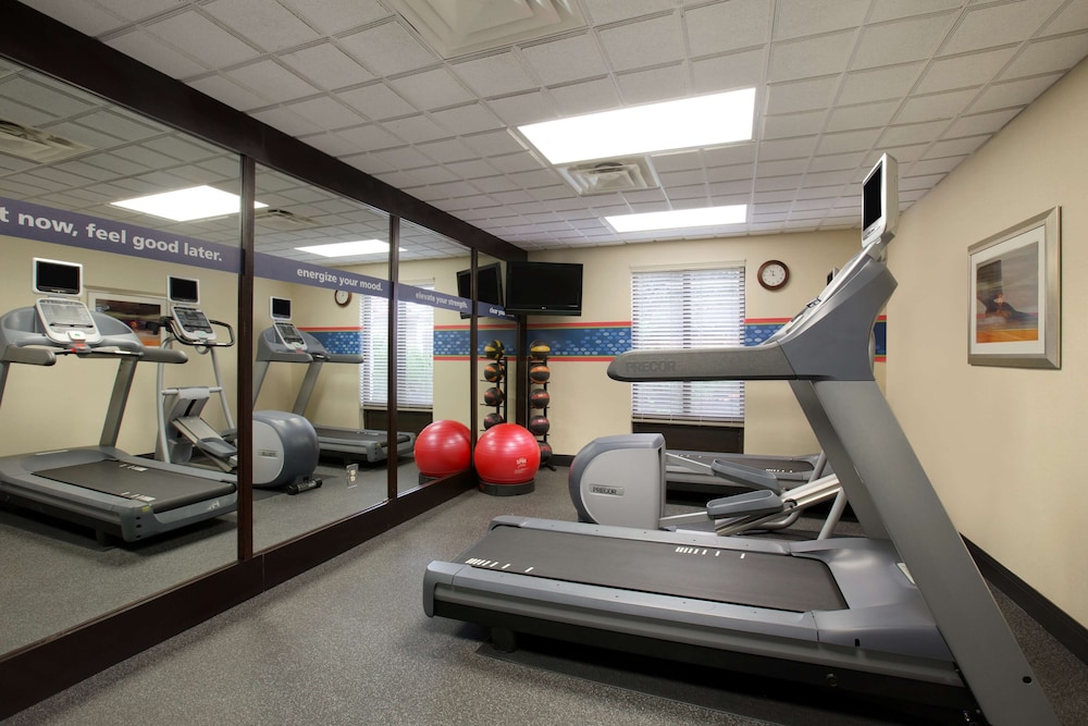 hampton inn and suites san marcos