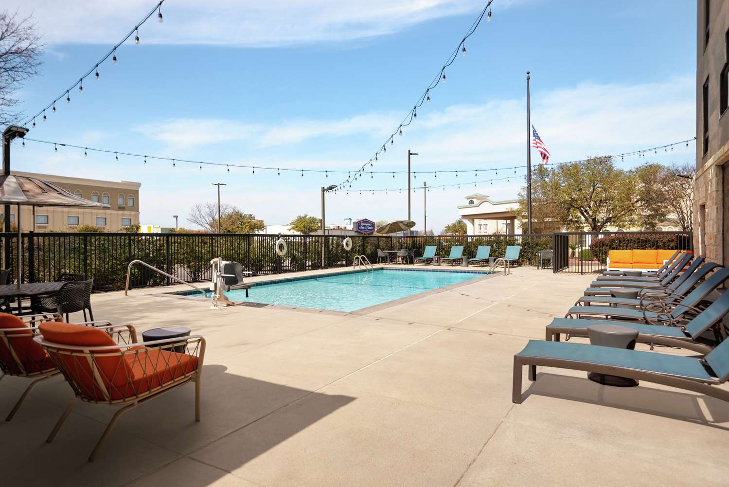 hampton inn and suites san marcos