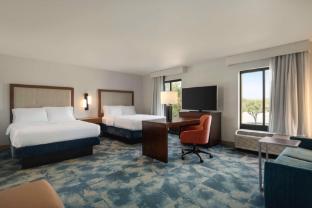 hampton inn and suites san marcos