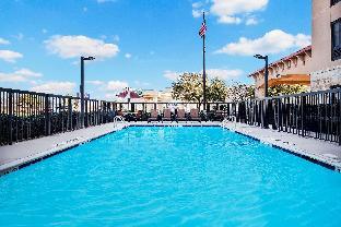 hampton inn and suites san marcos