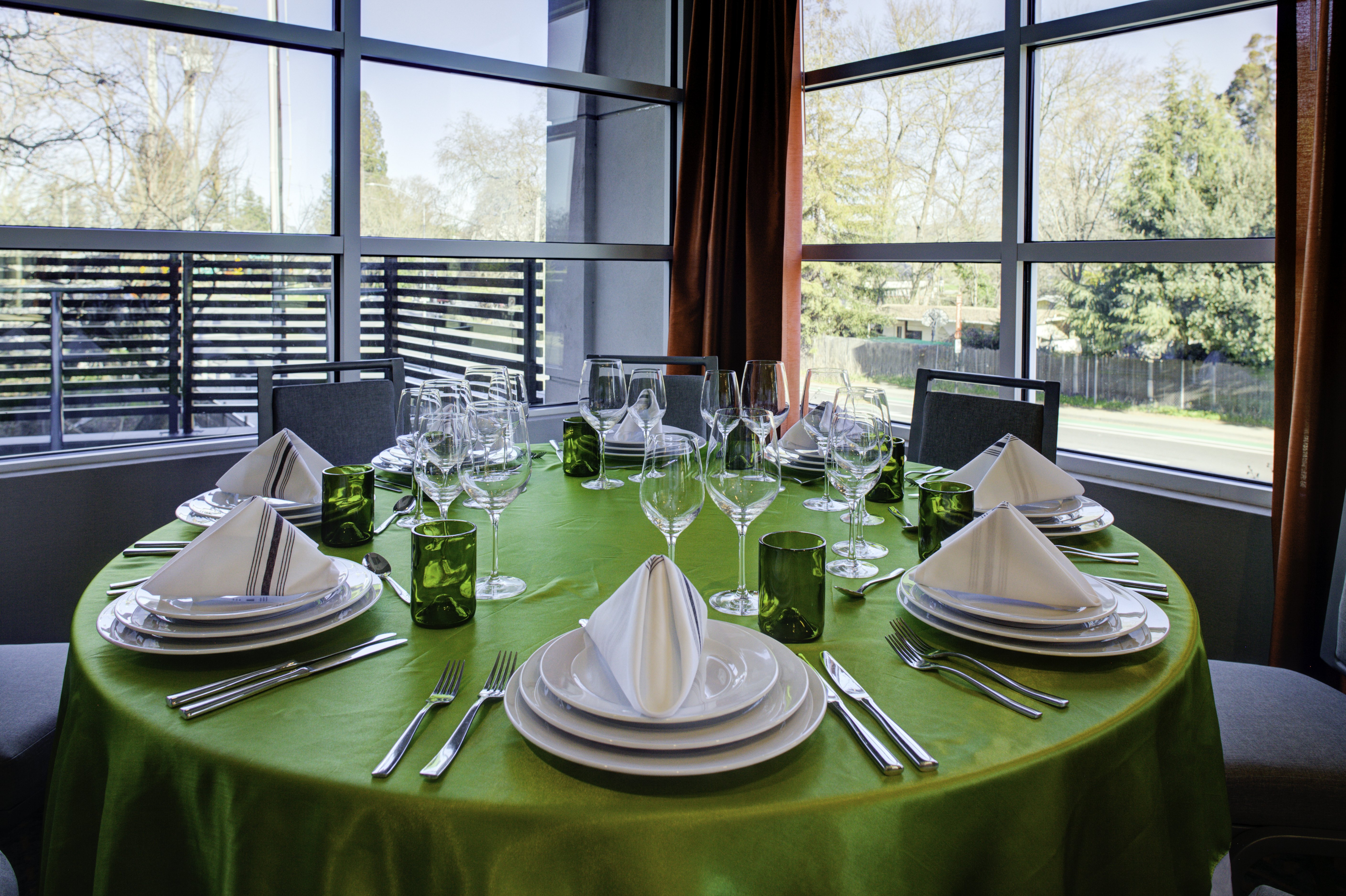 holiday inn windsor wine country by ihg