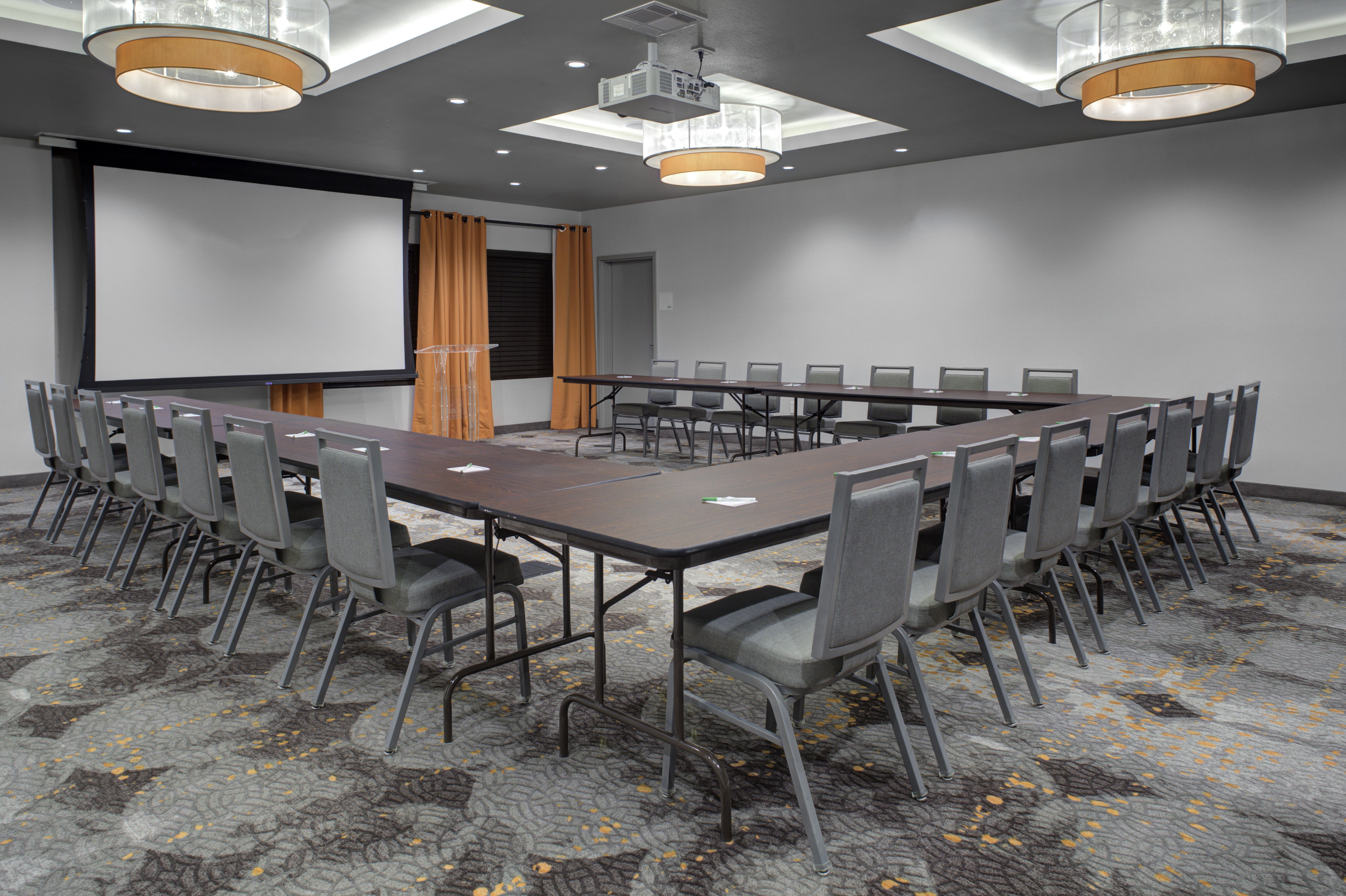 holiday inn windsor wine country by ihg