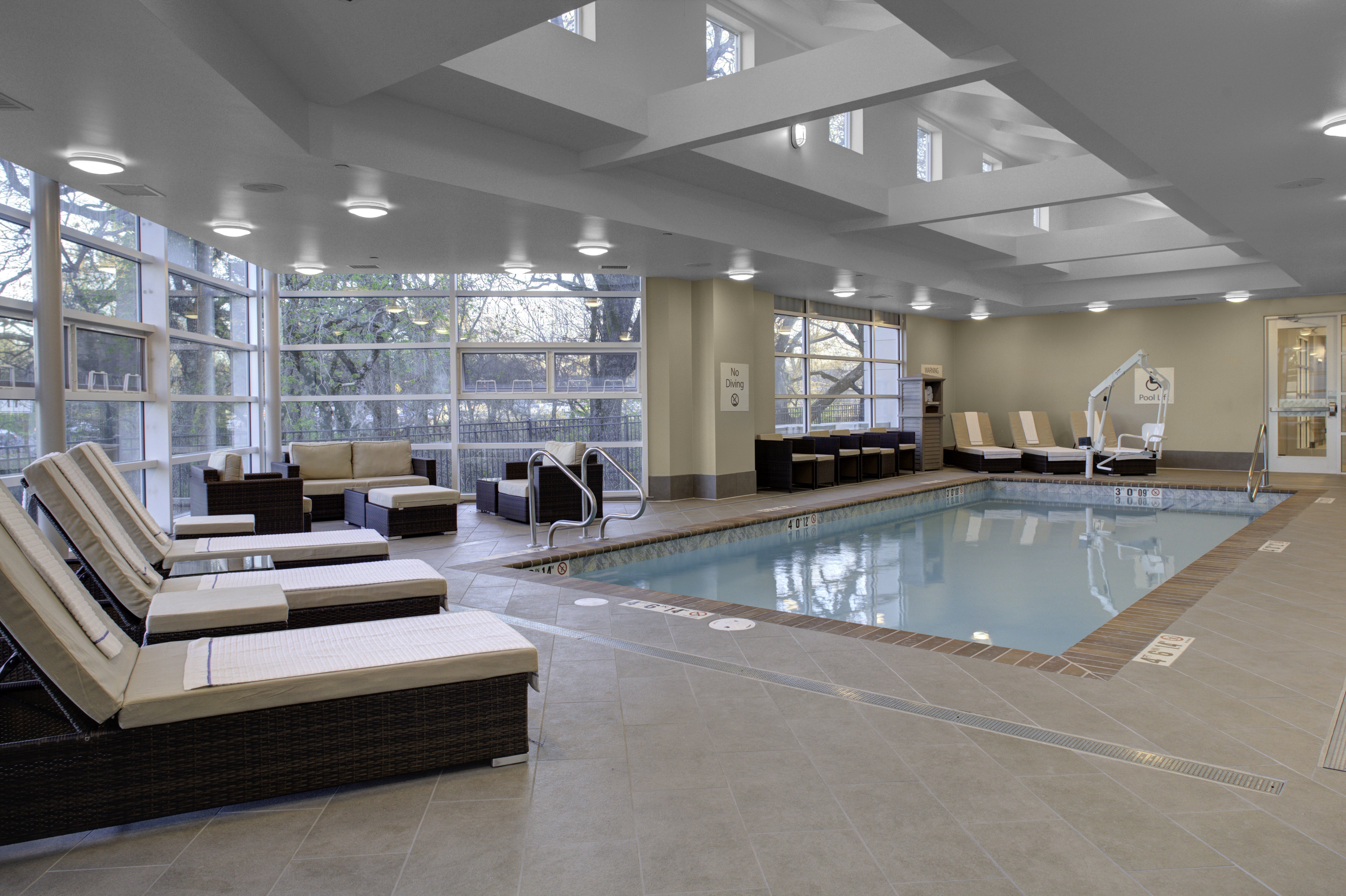 holiday inn windsor wine country by ihg