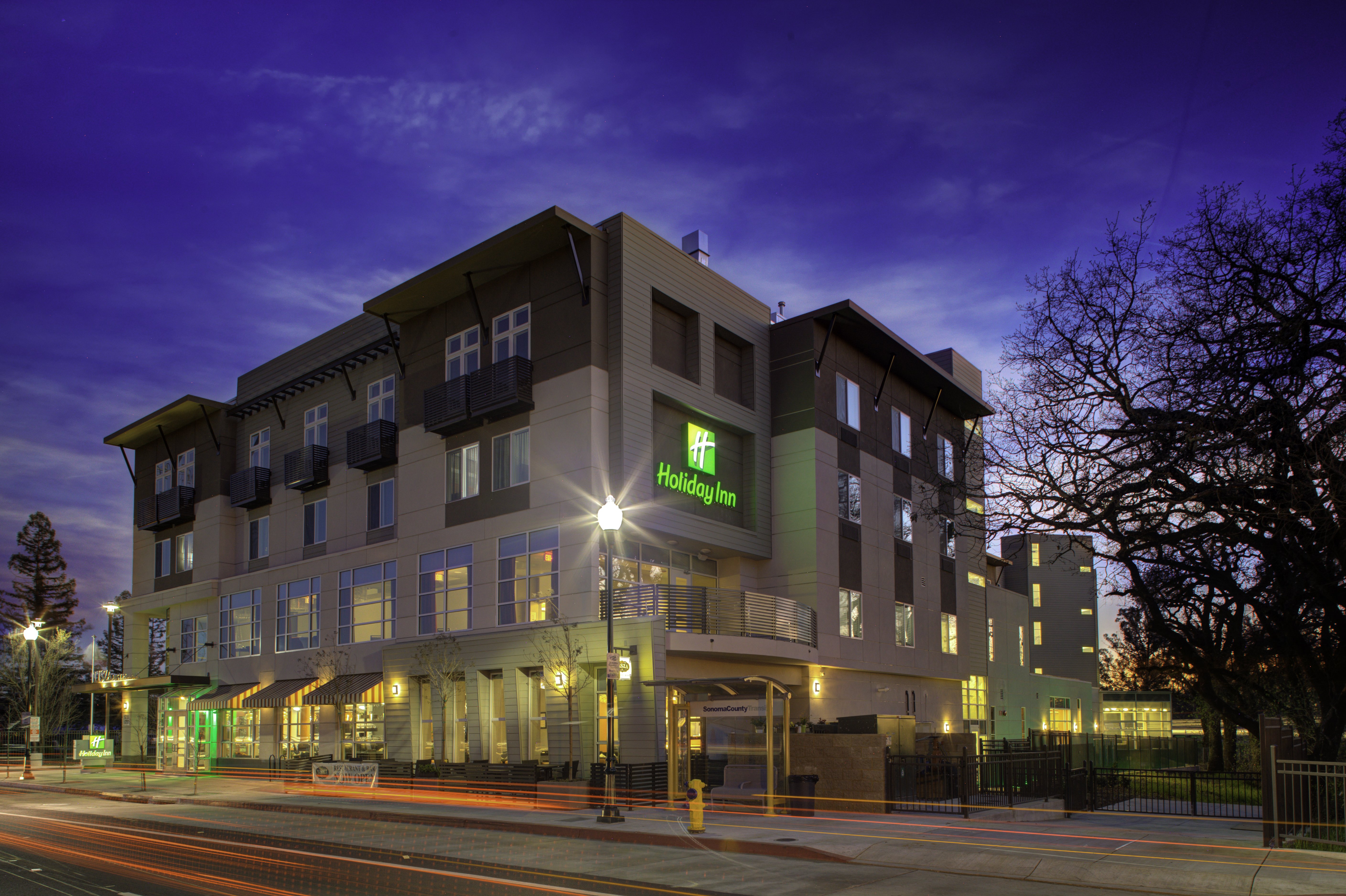 holiday inn windsor wine country by ihg