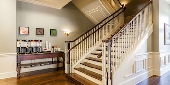 hampton inn and suites savannah historic district