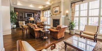 hampton inn and suites savannah historic district