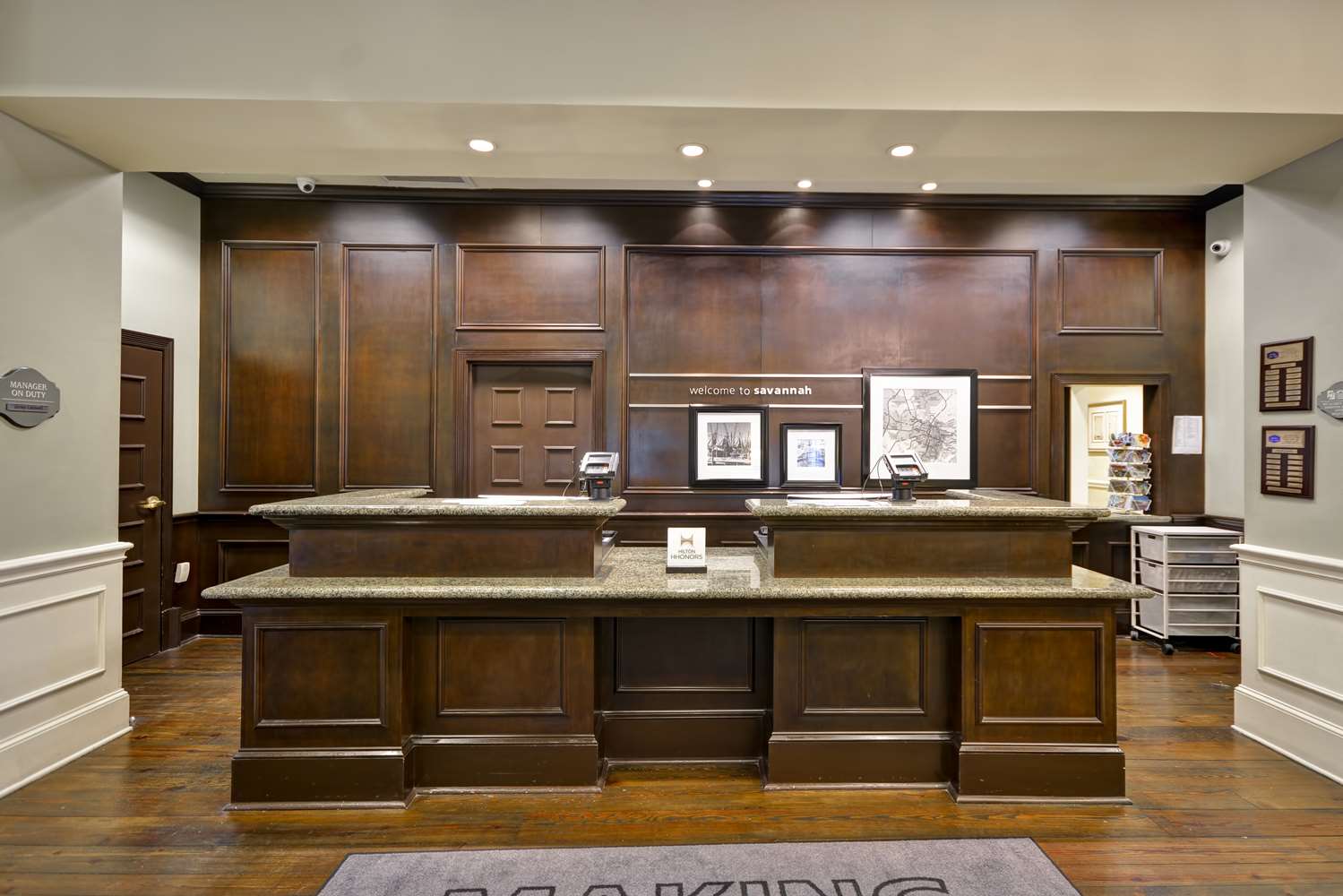 hampton inn and suites savannah historic district