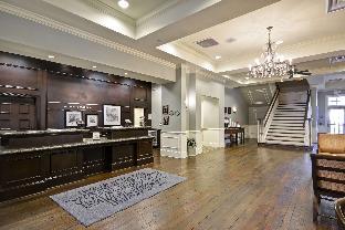 hampton inn and suites savannah historic district