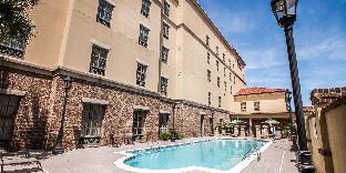 hampton inn and suites savannah historic district