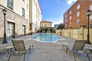 hampton inn and suites savannah historic district