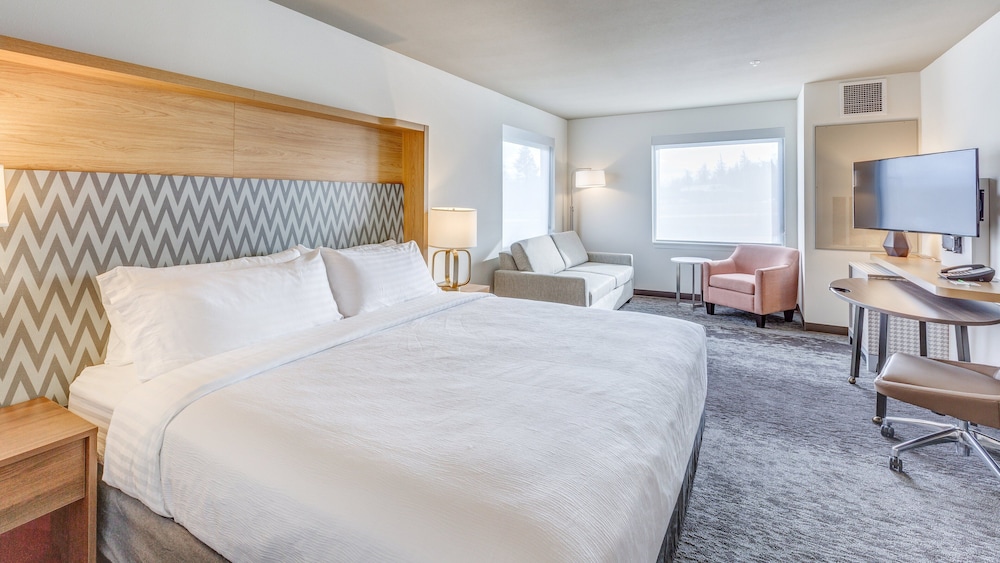 holiday inn and suites bellingham by ihg