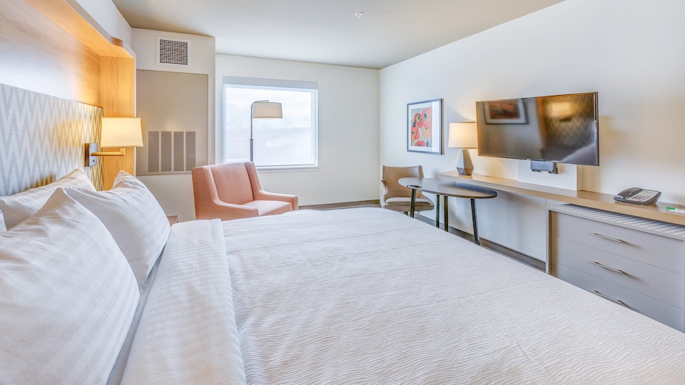 holiday inn and suites bellingham by ihg