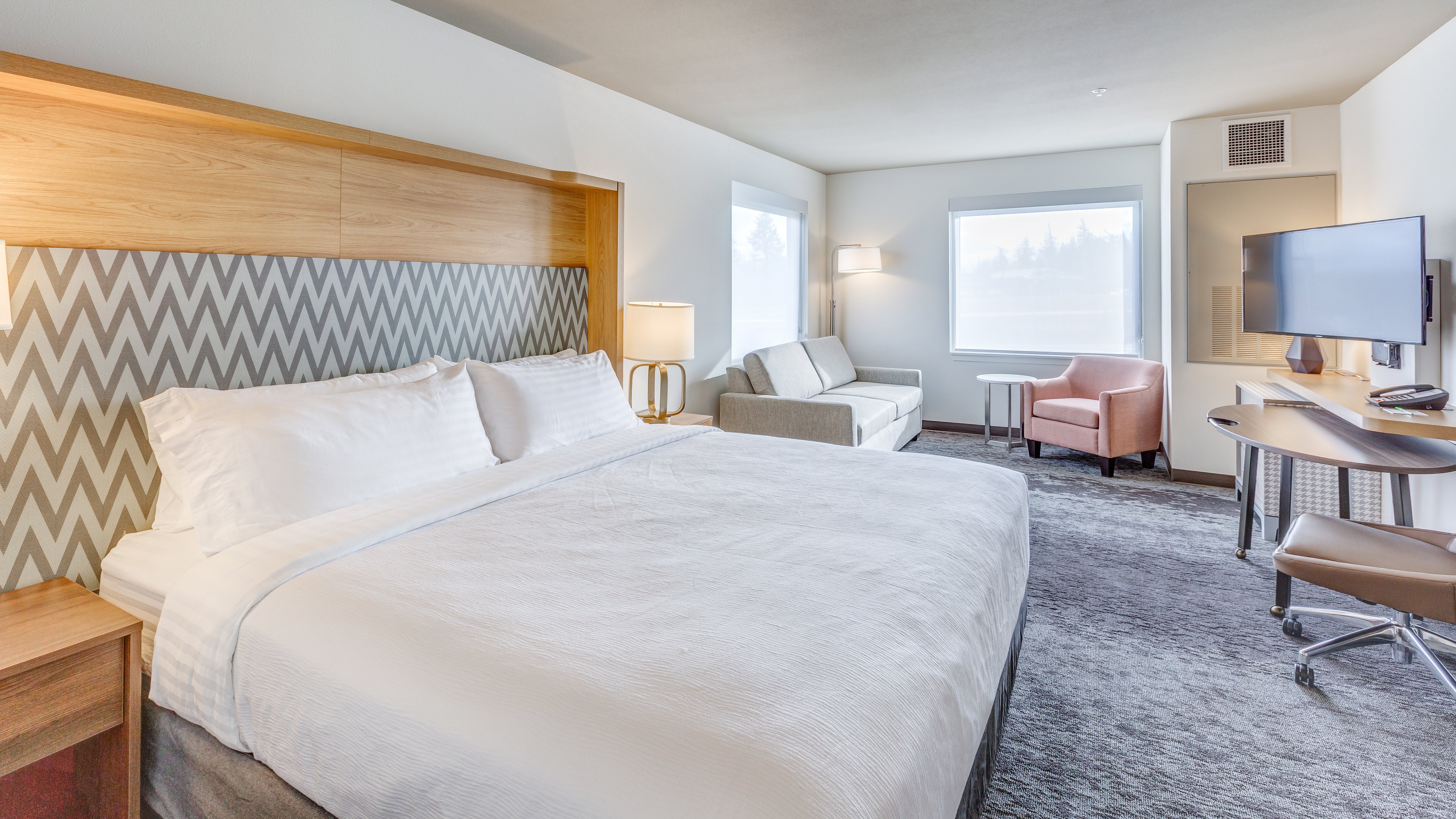 holiday inn and suites bellingham by ihg