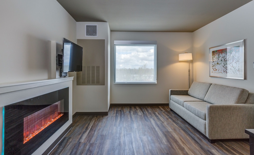 holiday inn and suites bellingham by ihg