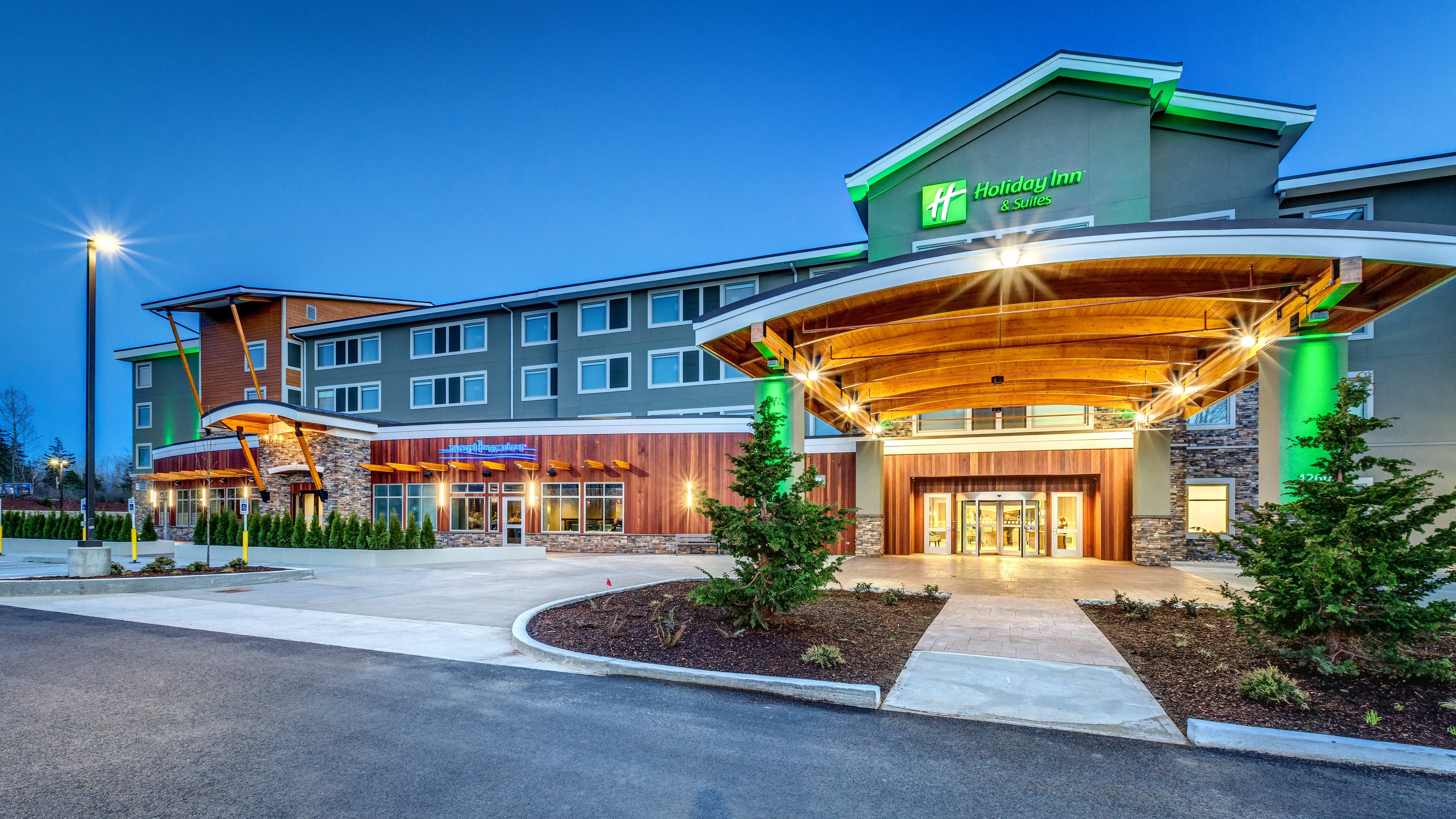 holiday inn and suites bellingham by ihg