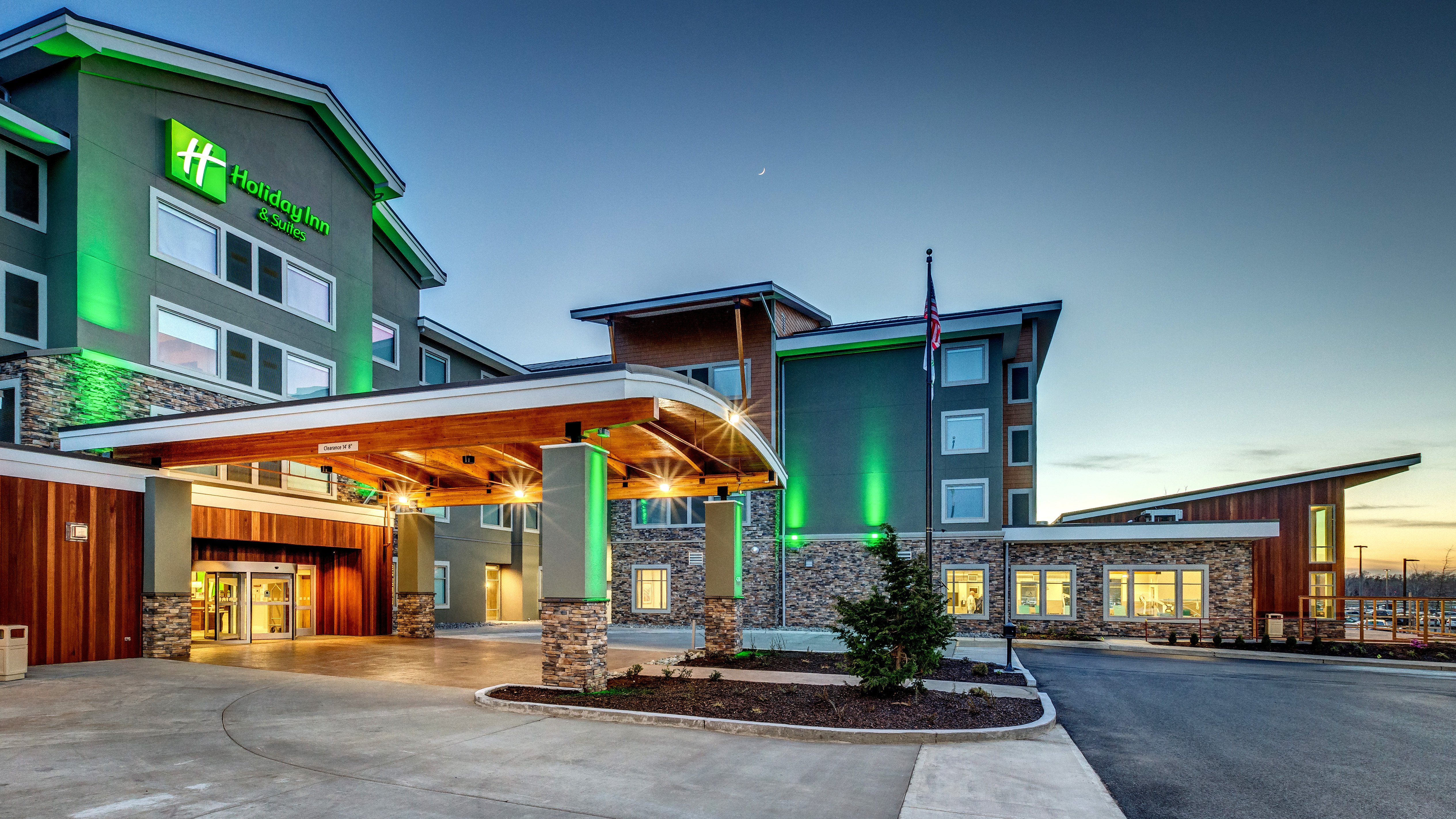 holiday inn and suites bellingham by ihg