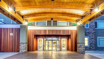 holiday inn and suites bellingham by ihg
