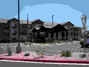hampton inn and suites show low pinetop