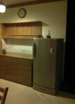 impact muang thong thani service condo