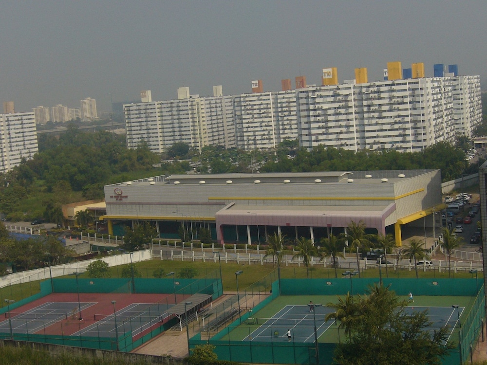 impact muang thong thani service condo