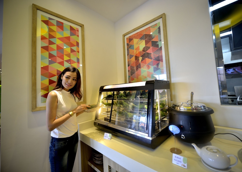 lamora kota lama surabaya