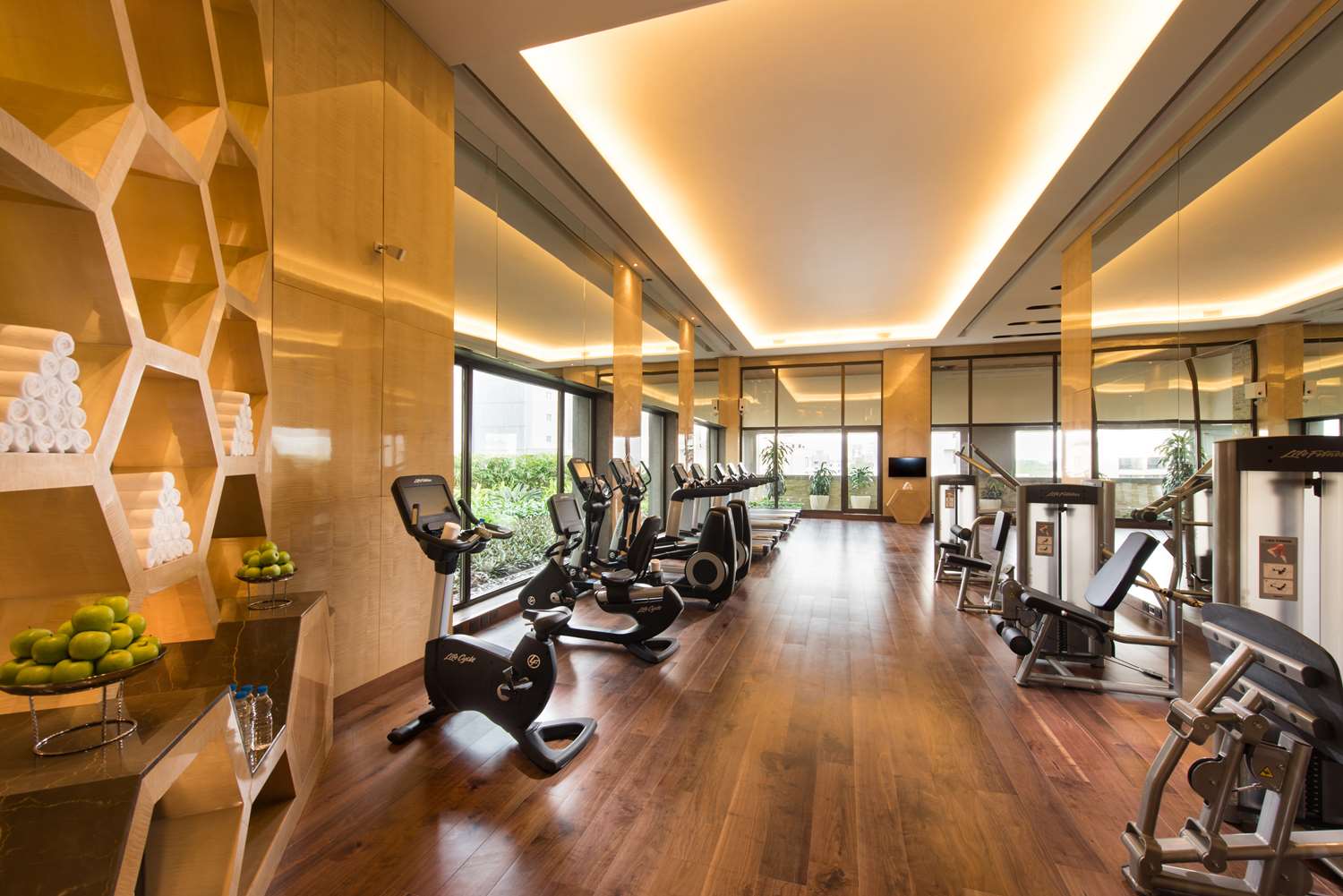 conrad pune by hilton