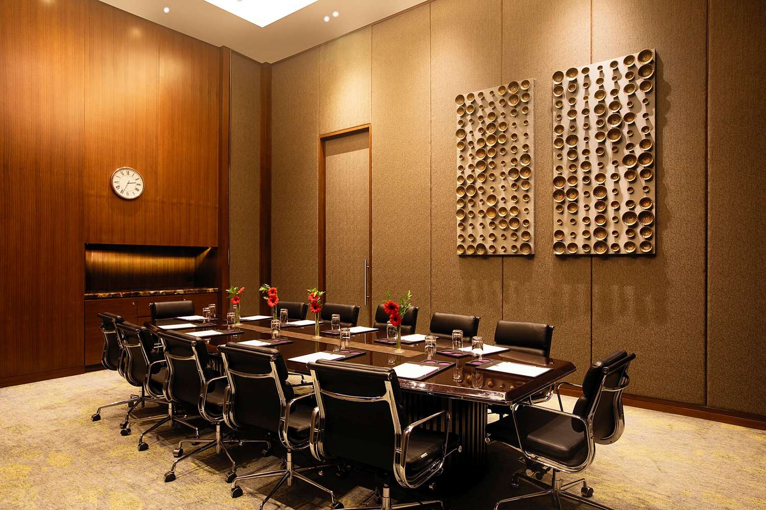 conrad pune by hilton