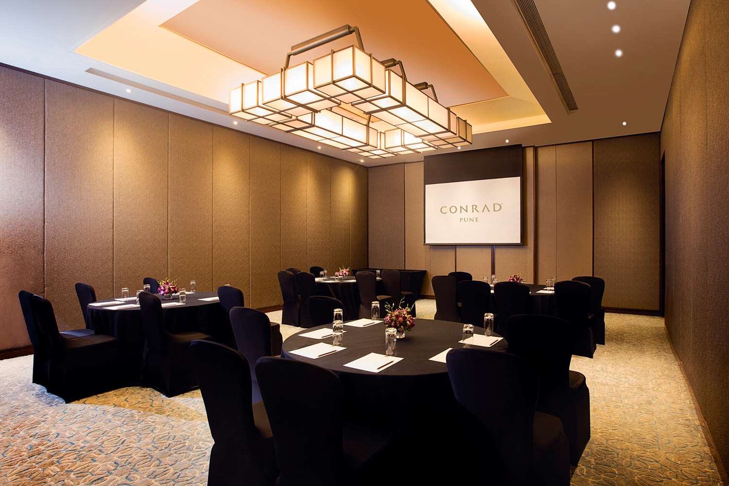 conrad pune by hilton