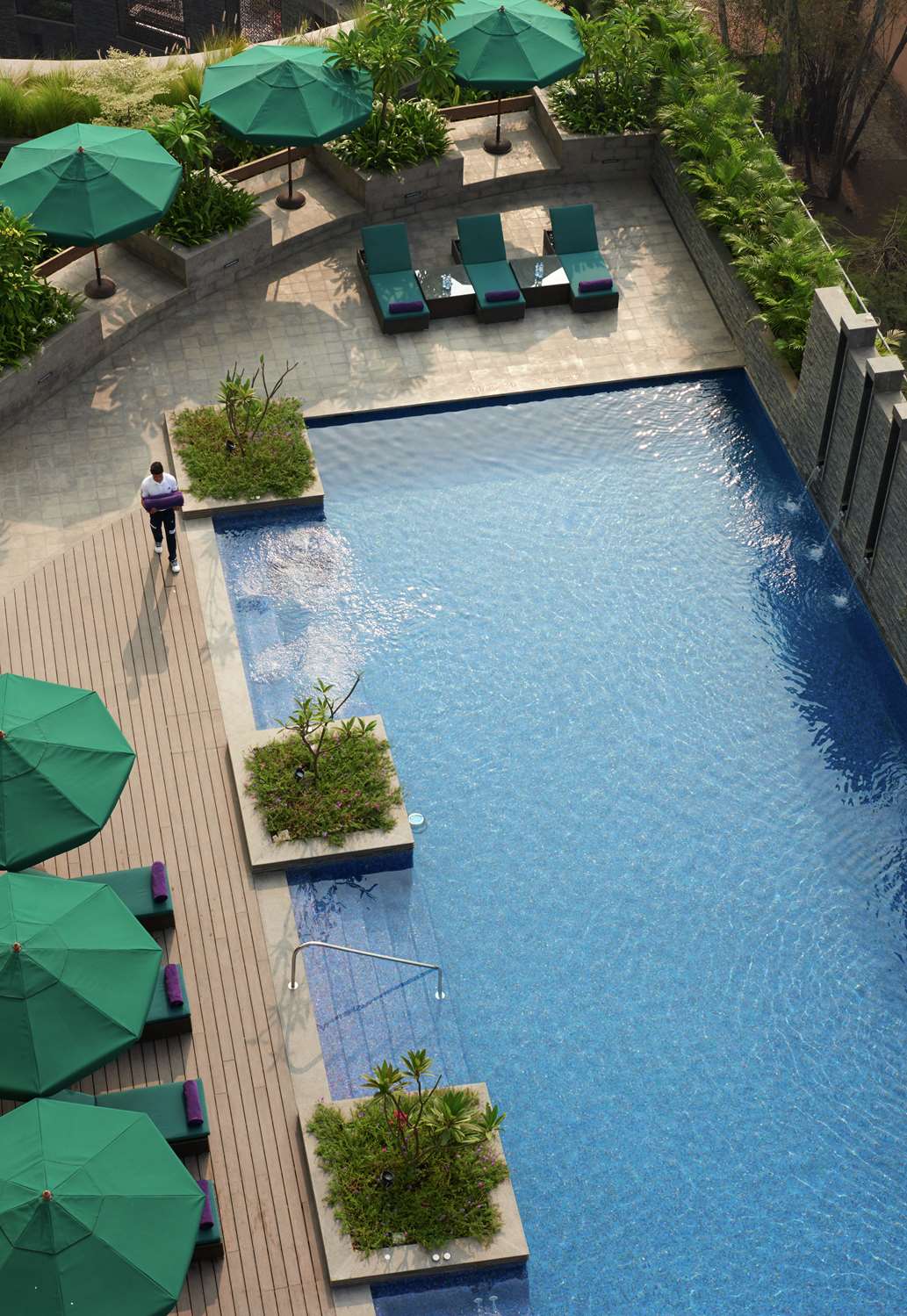 conrad pune by hilton