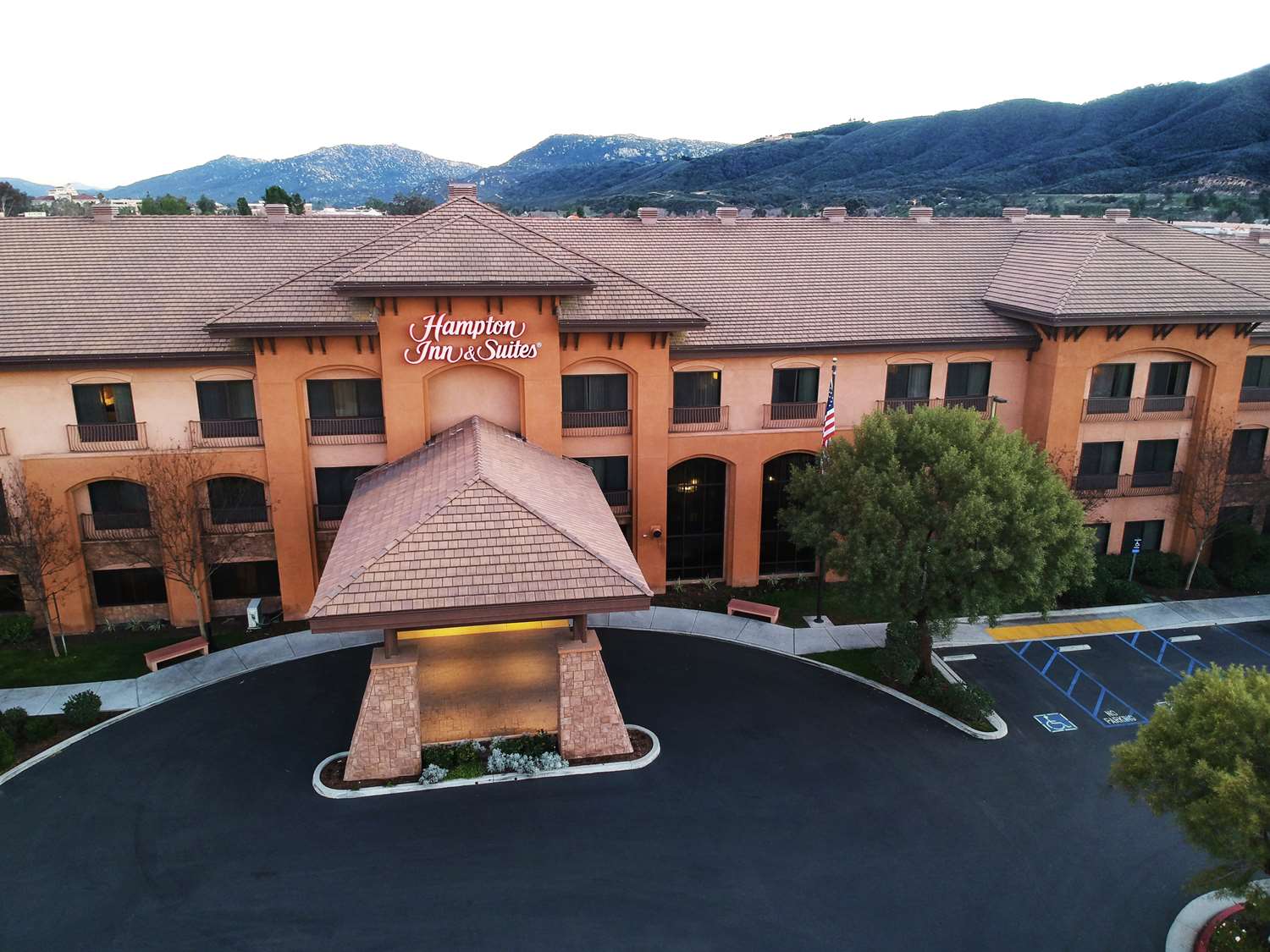 hampton inn and suites temecula