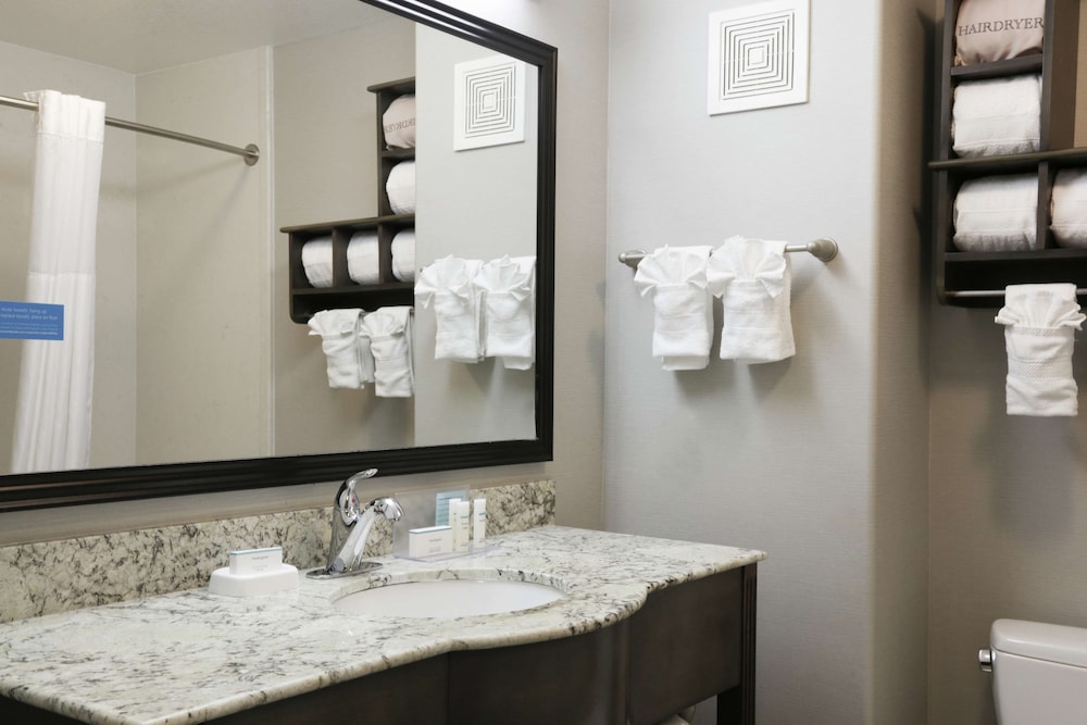 hampton inn and suites temecula