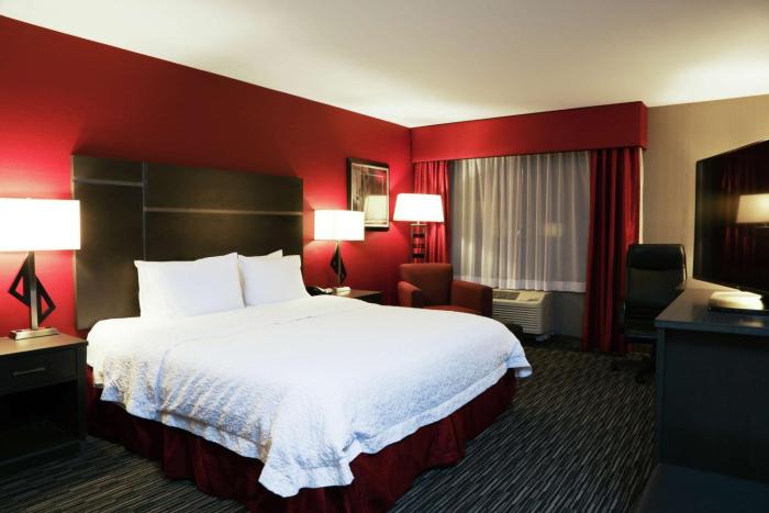 hampton inn and suites temecula