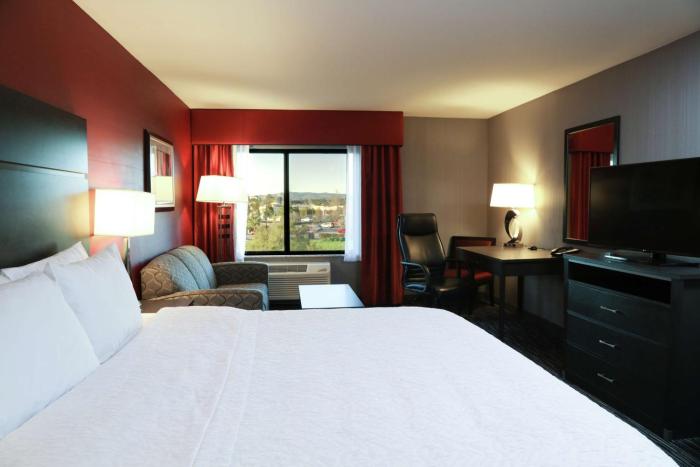 hampton inn and suites temecula
