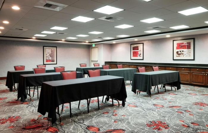 hampton inn and suites temecula